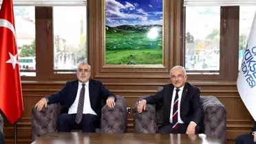 Çalışma ve Sosyal Güvenlik Bakanı Işıkhan, Ordu Büyükşehir Belediyesi'ni ziyaret etti