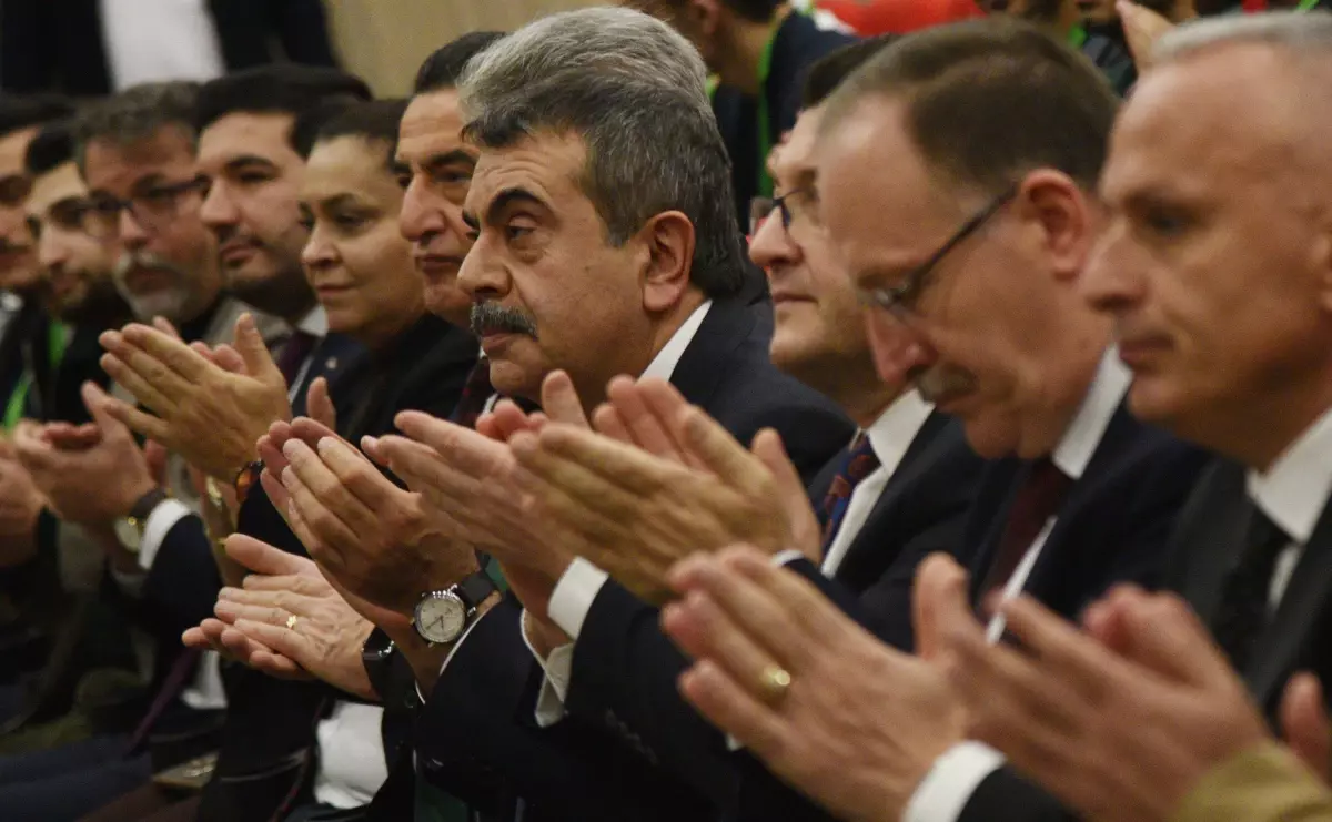 Başörtüsü tartışmasının sona erdiği an