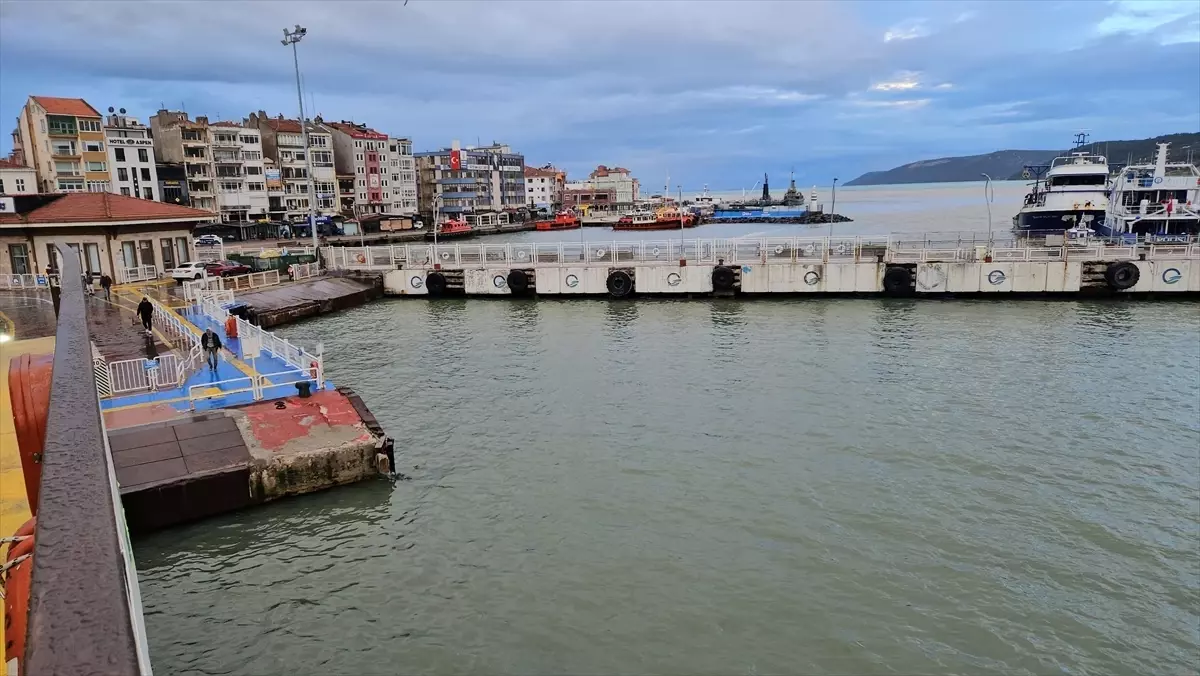 Çanakkale sahilinde yağmur sonrası deniz manzarası