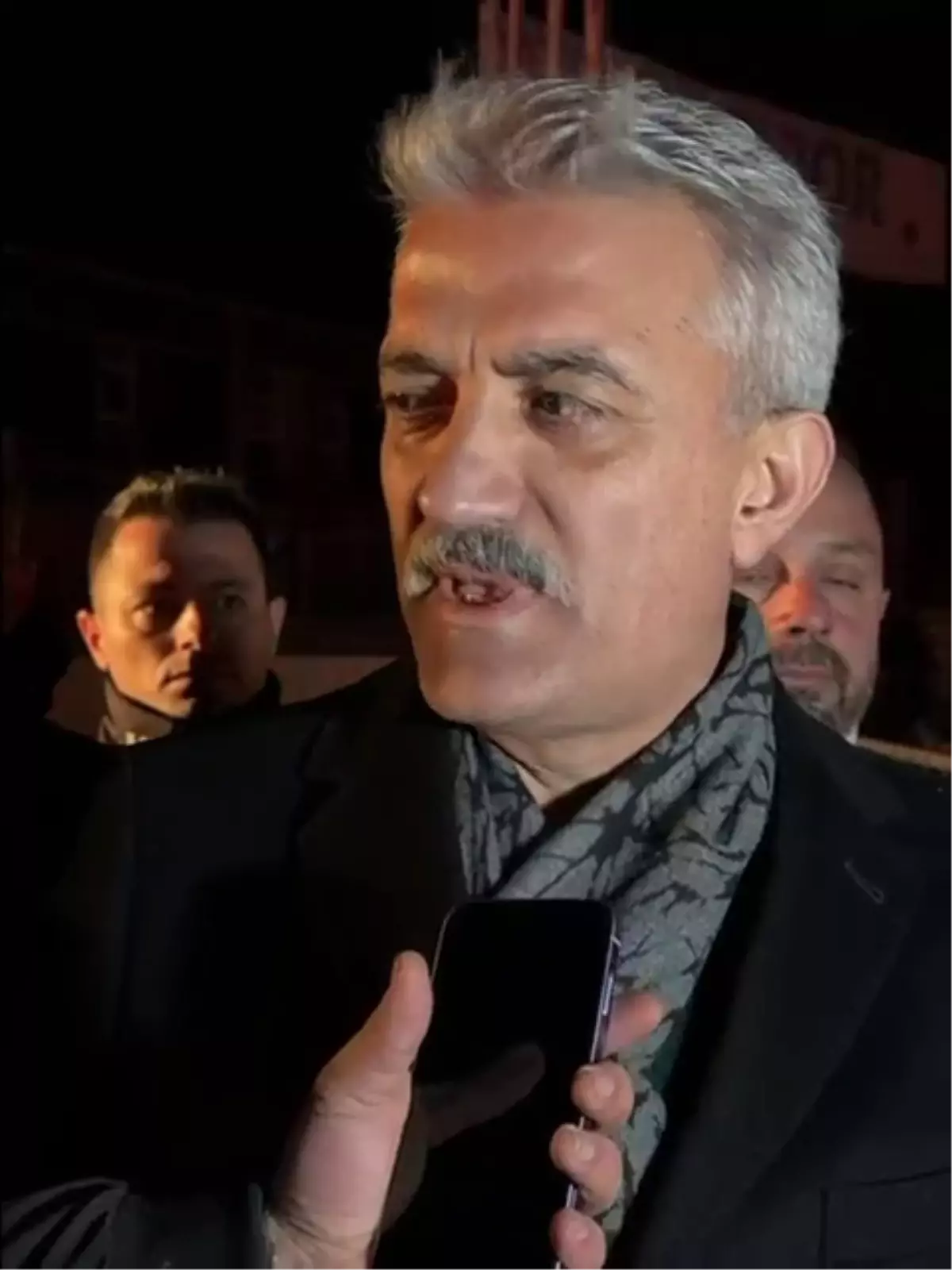 Düzce'de Strafor Fabrikasında Yangın Korkuttu: 3 Çalışan Güvenli Çıkış Yaptı