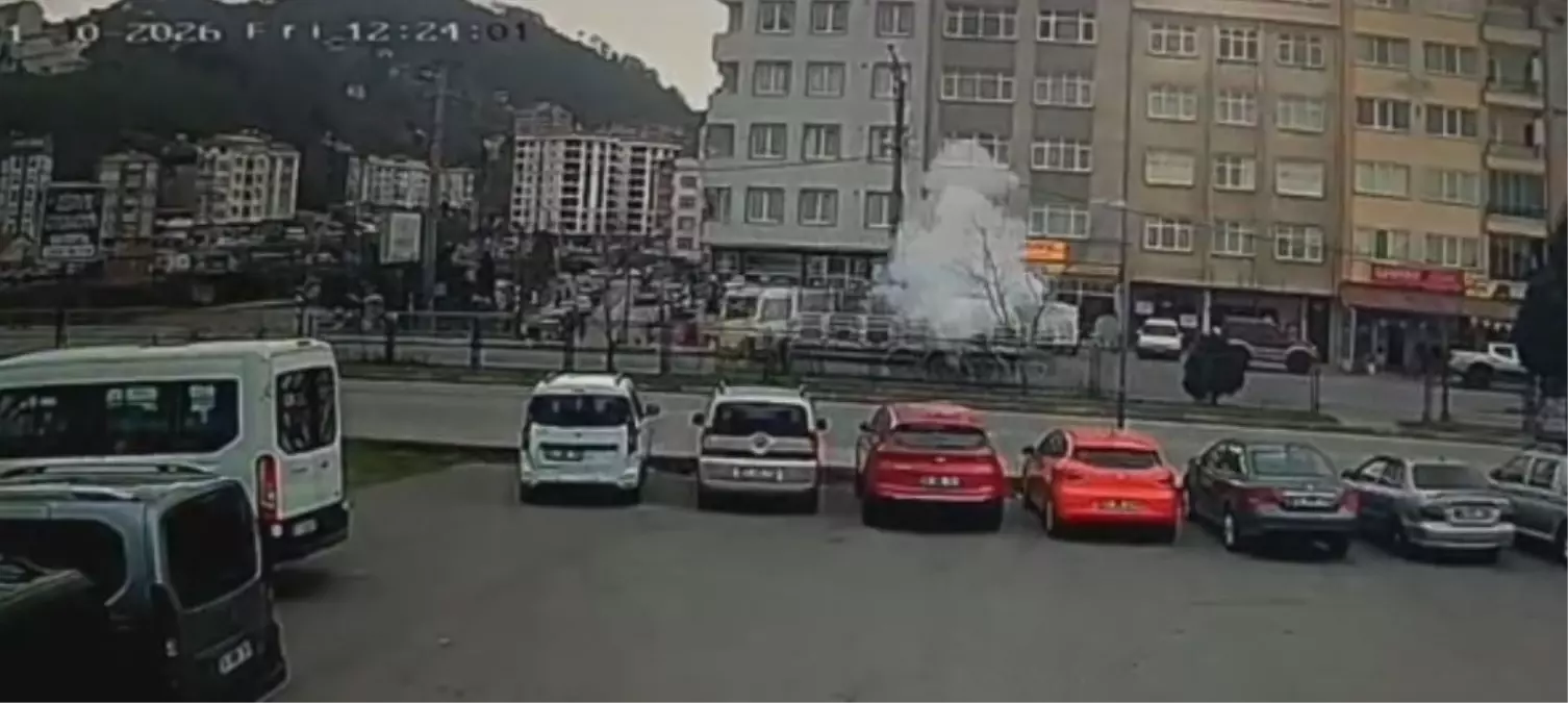 Trabzon’da Kamyon Tüpü Patladı, Otobüsün Tavanına Düşerek Yangın Çıkardı