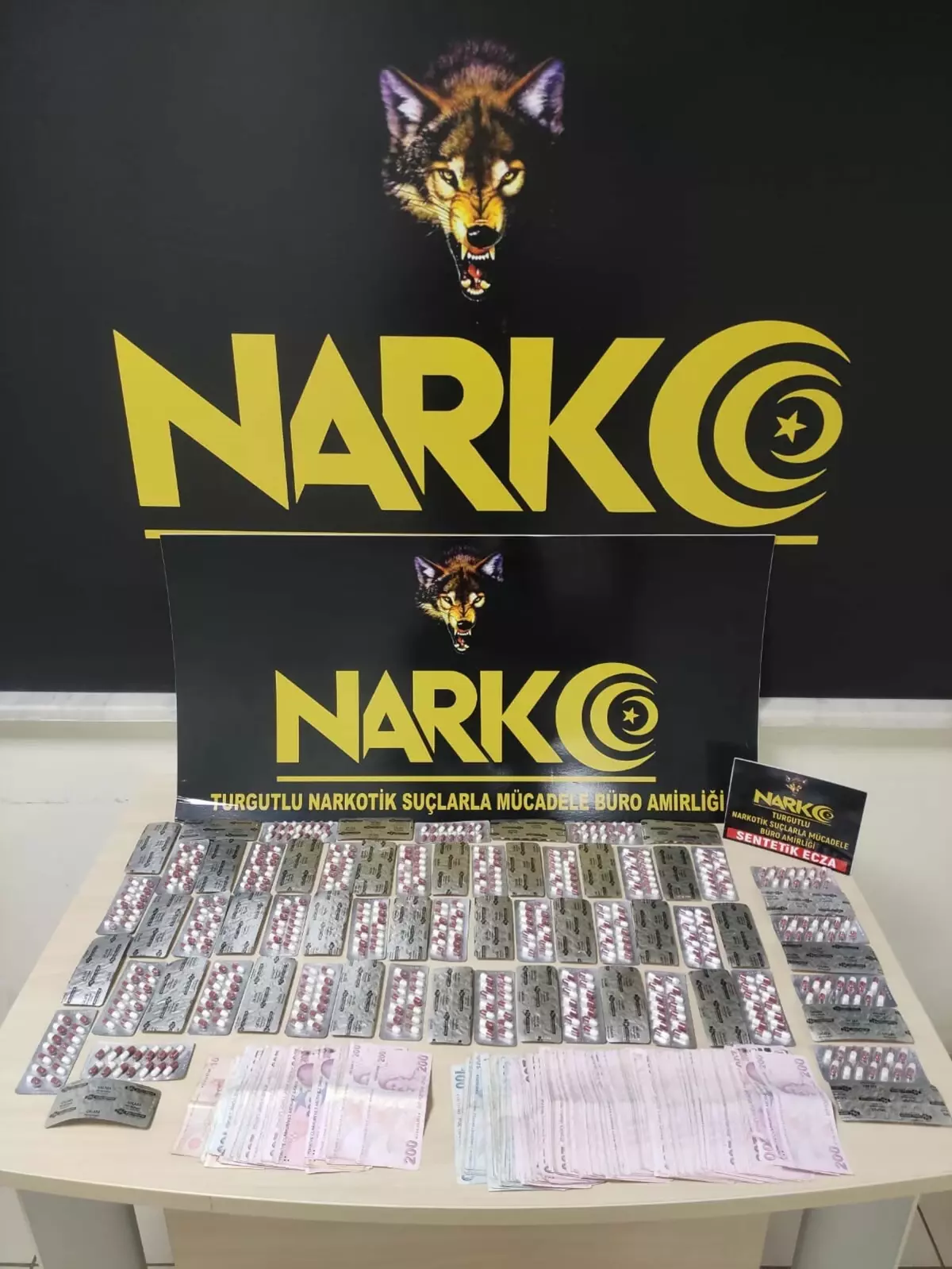 Turgutlu’da Büyük Uyuşturucu Operasyonu: 1.730 Sentetik Hap Ele Geçirildi