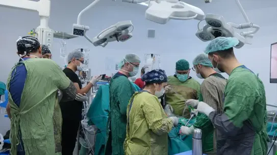 Aksaray’da Üniversiteler Arası Kanser Cerrahisi İş Birliği Güçleniyor