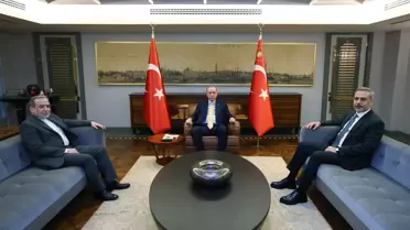 Erdoğan, İran Dışişleri Bakanı Abbas Arakçi ile İstanbul’da Görüştü