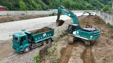 Doğu Karadeniz’de Sel Riski Azaltılıyor: 278 Noktada Makineli Çalışma Başlatıldı