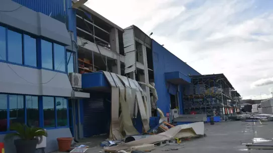 İzmir'de Şiddetli Yağış ve Fırtına: AFAD'dan 577 İhbar, Can Kaybı Yok