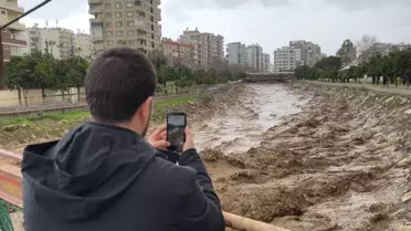 Mersin’de Şiddetli Sağanak Sonrası Dereler Taştı, Altyapı ve Tarım Arazileri Su Altında Kaldı