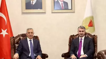 Tarıkdaroğlu, Kahramanmaraş’ta Sosyal Yardım Projelerini İnceledi