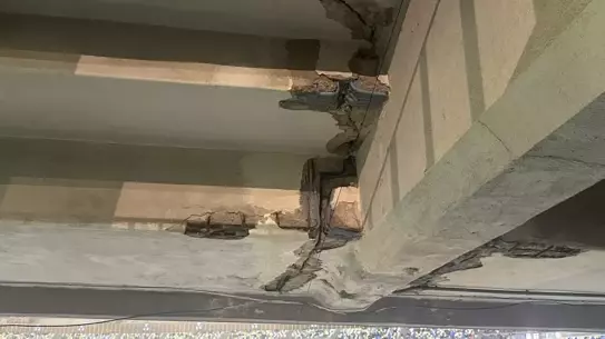 Chelsea taraftarından Napoli stadyumu eleştirisi: Çatlaklarla dolu Maradona Tribünleri