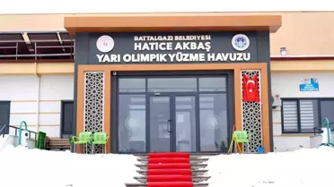 Göztepe Hatice Akbaş Yüzme Havuzu'nda Lisanslı Sporcu Sayısı Artıyor
