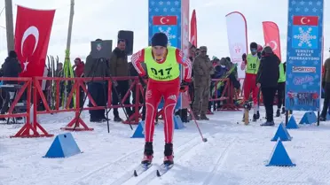 Yüksekova’da 1. Etap Kayaklı Koşu 260 Sporcu ile Başladı