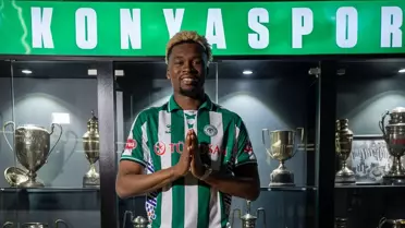 Konyaspor, Burkina Fasolu Defansör Adamo Nagalo'yu Kiralık Aldı