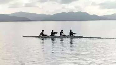 Köyceğiz’de Ücretsiz Kürek Okulu, Yarıyıl Tatilinde Öğrencileri Büyülüyor