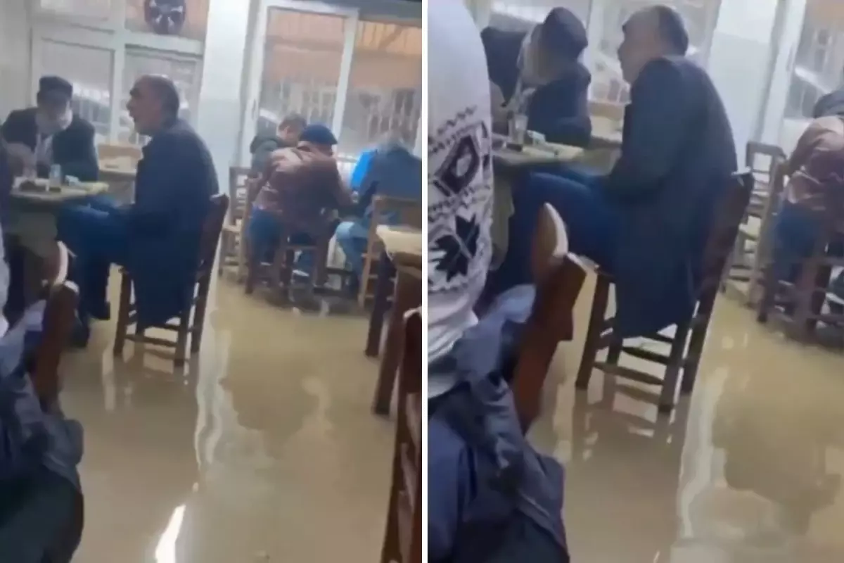 Yağmur altında Adana kahvehanesi