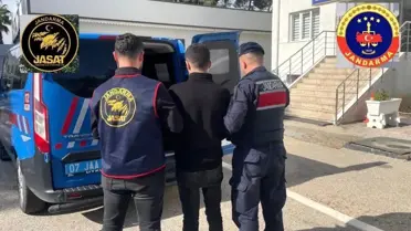 Antalya’da 25 Yıl 15 Gün Hapis Cezalı Kaçak Hükümlü Jandarmayla Yüzleşti