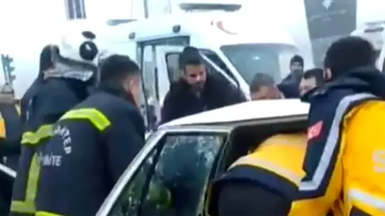 Gaziantep'te Zincirleme Çarpışma Sonucu 1 Kişi Hayatını Kaybetti, 6 Kişi Yaralandı