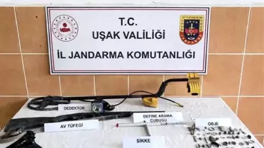 Uşak’ta Jandarma, Yüzlerce Tarihi Eser ve Çeşitli Silahları Ele Geçirdi