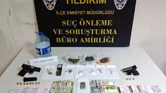 Bursa’da “Baron Abla” Operasyonu: Pizzacı Kılığına Giren Polisler Yüzlerce Binayı Ele Geçirdi