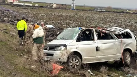 Şırnak'ta Kaygan Yolda Kamyonet Devrildi: 2 Ölü, 6 Yaralı