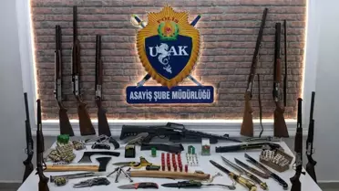 Uşak'ta Asayiş Denetiminde Büyük Silah ve Mühimmat Ele Geçirildi