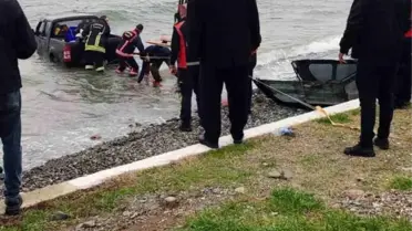 Yalova’da Pikap Denize Çıktı, Sürücü Hafif Yaralı