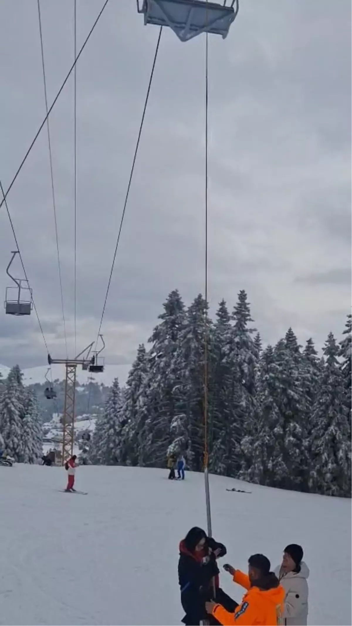 Uludağ’da Telesiyej Arızası Sonrası Kurtarma Operasyonu Başladı