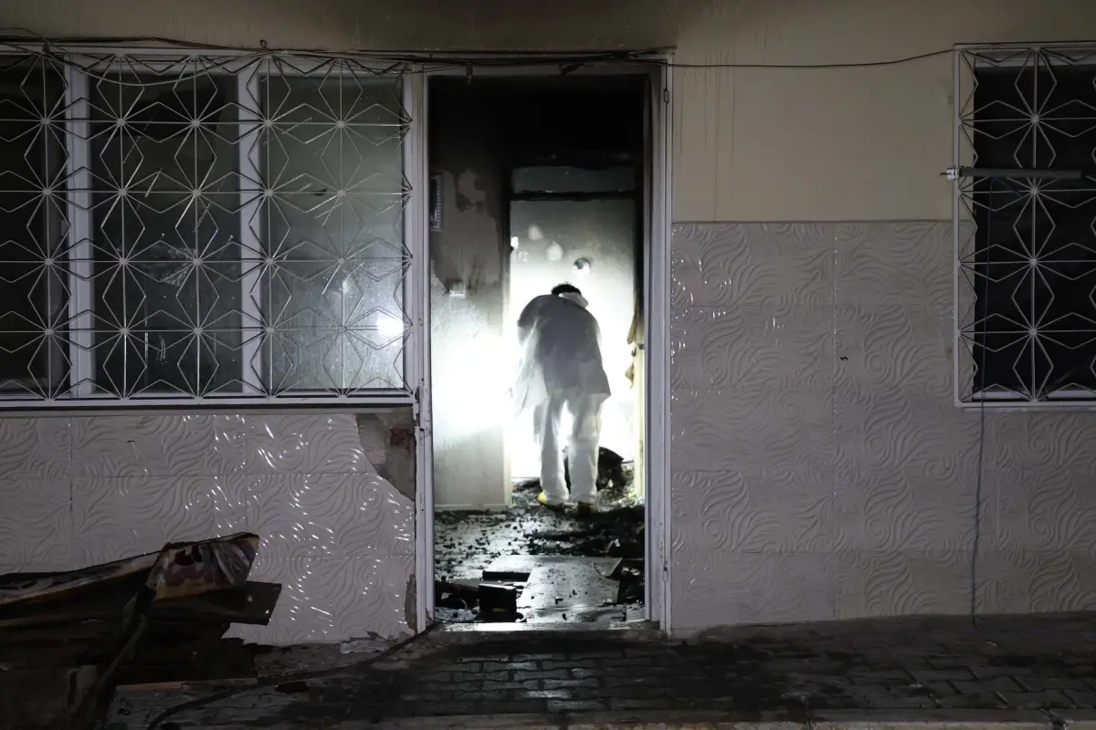 Yangın sonrası Buca mahallesinde çekilen fotoğraf