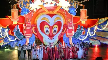 Chongqing'de Işıkların Büyüsü: Fener Festivali 31 Ocak'ta Açıldı