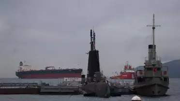 Bozcaada’da Karaya Oturan Qendil Tankeri Yalova’ya Nakledildi