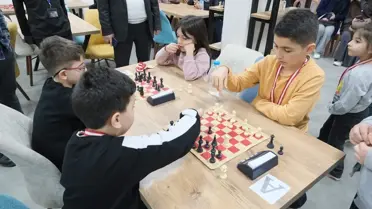 Bozkurt’ta Genç Zihinleri Güçlendiren Satranç Turnuvası