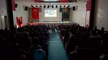 Denizli’de Yarıyıl Tatilinde 1.200 Çocuğa Sinema ve Eğlence Şöleni