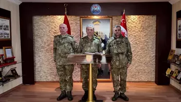 Kara Kuvvetleri Komutanı Metin Tokel, Kayseri 1. Komando Tugayını Ziyaret Etti