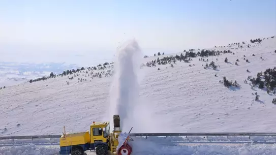 Aydıntepe Yaylası’nda Buzlu Renkler: Kış Festivali Şehrin Turizmini Canlandırıyor