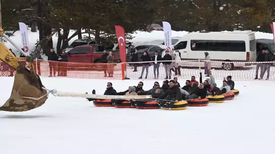 Koyulhisar’da İlk Kış Festivali Coşkuyla Kutlandı
