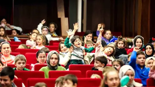 Bursa’da Yarıyıl Şenliği Renkli Bir Finalle Sonlandı