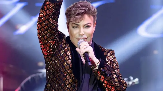 Fatih Ürek anısına çiçekler