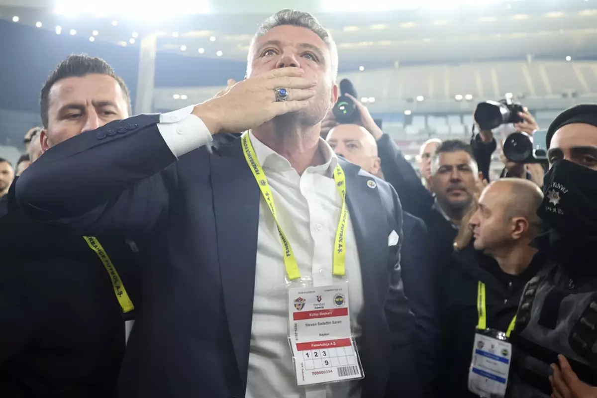 Sadettin Saran ve Yüksek Divan Kurulu