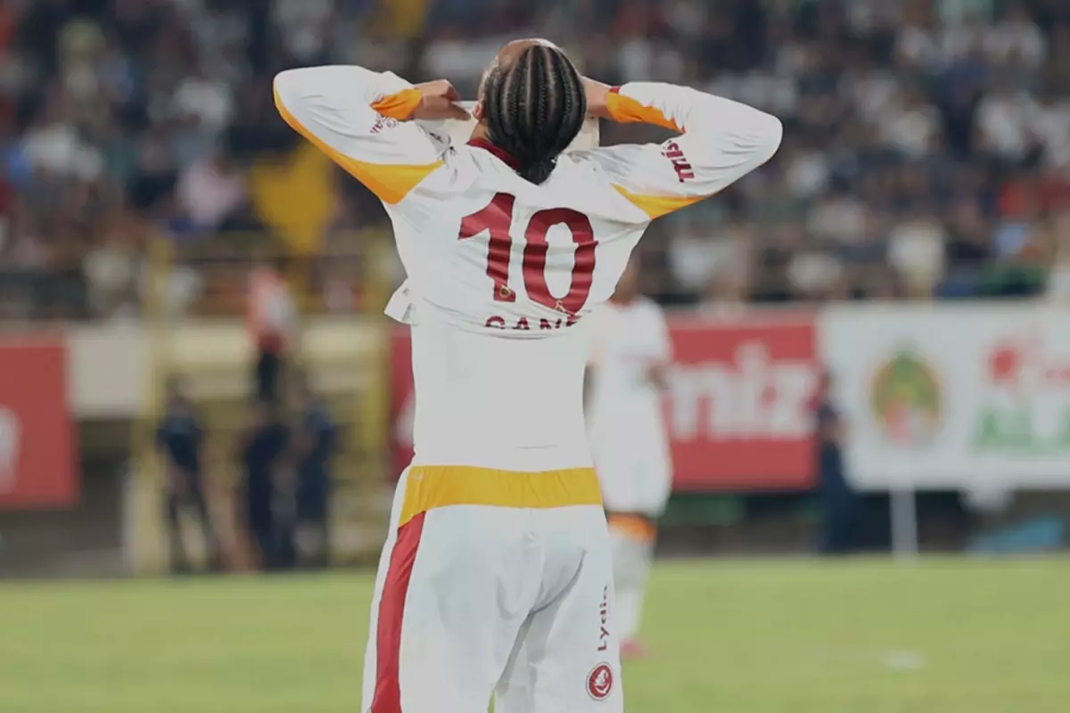 Galatasaray ve Leroy Sané antrenmanda