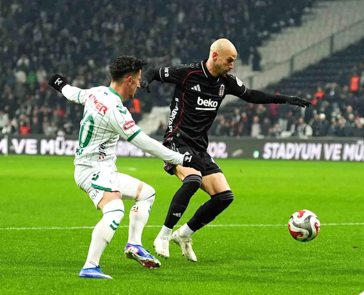 Beşiktaş ve Konyaspor 1-1 Berabere Bitti: İlk Yarıda Gollü Karşılaşma