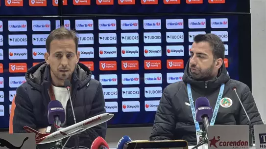 Maçın kritik anlarından bir fotoğraf