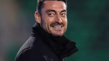 Eintracht Frankfurt, Albert Riera’yı yeni teknik direktör olarak duyurdu