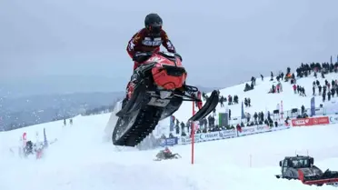 Rize Handüzü Yaylası’nda Kar Motosikleti Şampiyonası Heyecanı Başladı