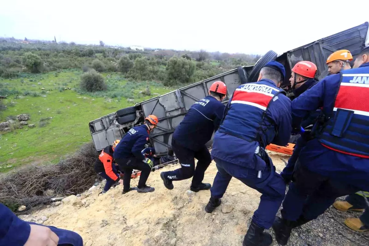 Antalya’nın Döşemealtı Bölgesinde Otobüs Kazası: 9 Ölü, 22 Yaralı