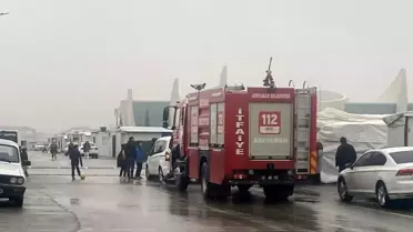 Adıyaman Yunus Emre Mahallesi'nde Konteyner Yangını Hızla Kontrol Altına Alındı