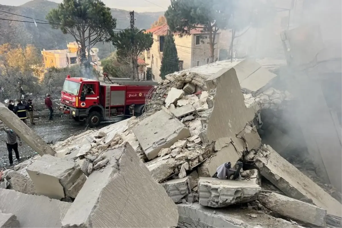 İsrail'in Güney Lübnan'daki İHA Saldırısı: 1 Ölü, 3 Yaralı