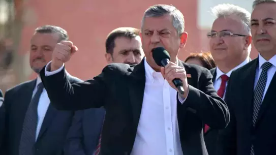 CHP Genel Başkanı Özgür Özel, 47 Yıllık İkinci Parti Mücadelesini Vurguladı