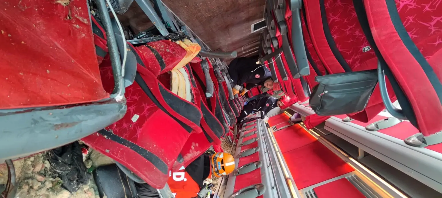 Antalya’da Otobüs Kazası: 9 Ölü, 25 Yaralı Hastanelerde Tedavi Altında