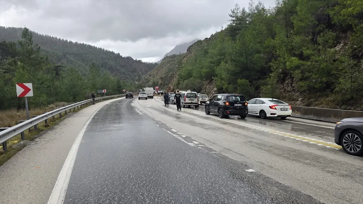 Dereboğazı Heyelanı Sonrası Antalya‑İsparta Yolu Yeniden Açıldı