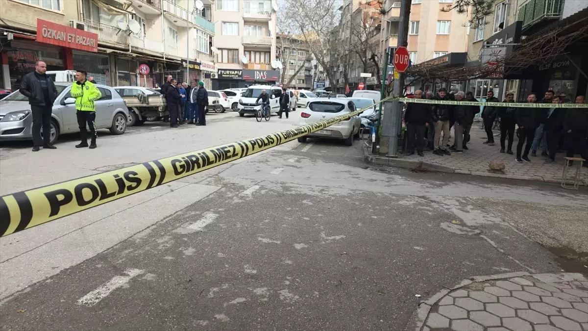 İnegöl’de Silahlı Kavga: Kayınpeder Şehit, Oğlu Yaralı