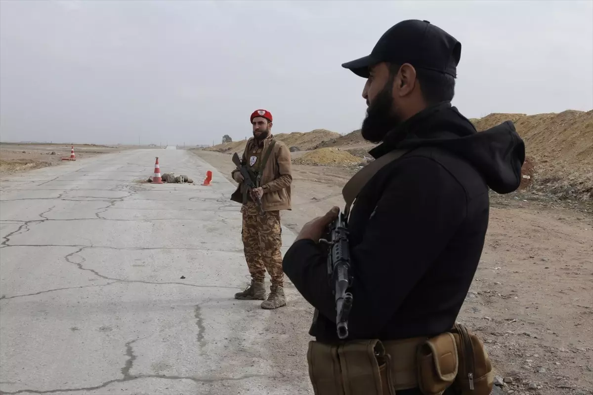 Halep Emniyet Müdürü Kobani'yi Ziyaret Etti ve Güvenlik Çalışmalarını İnceledi